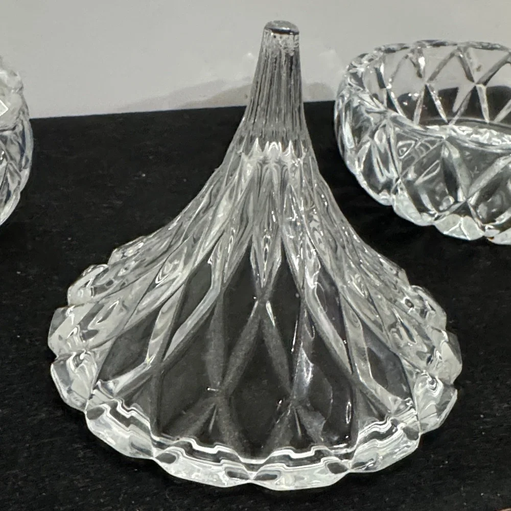 Shannon Elegant Crystal Glass Candy Dish in the shape of a Hershey kiss
